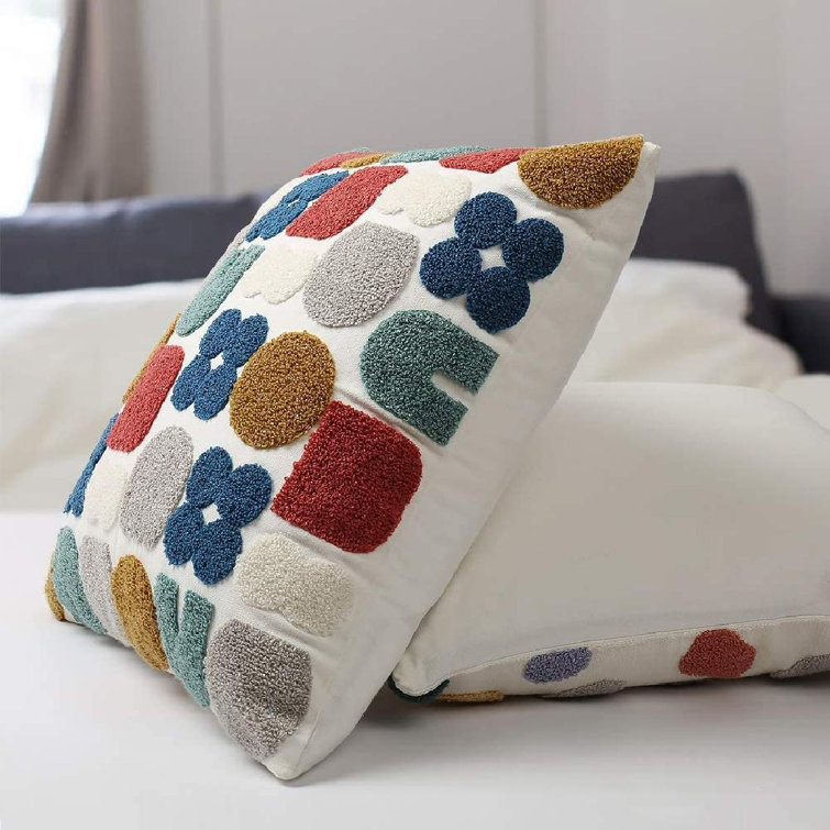 Square bed shop pillow cases